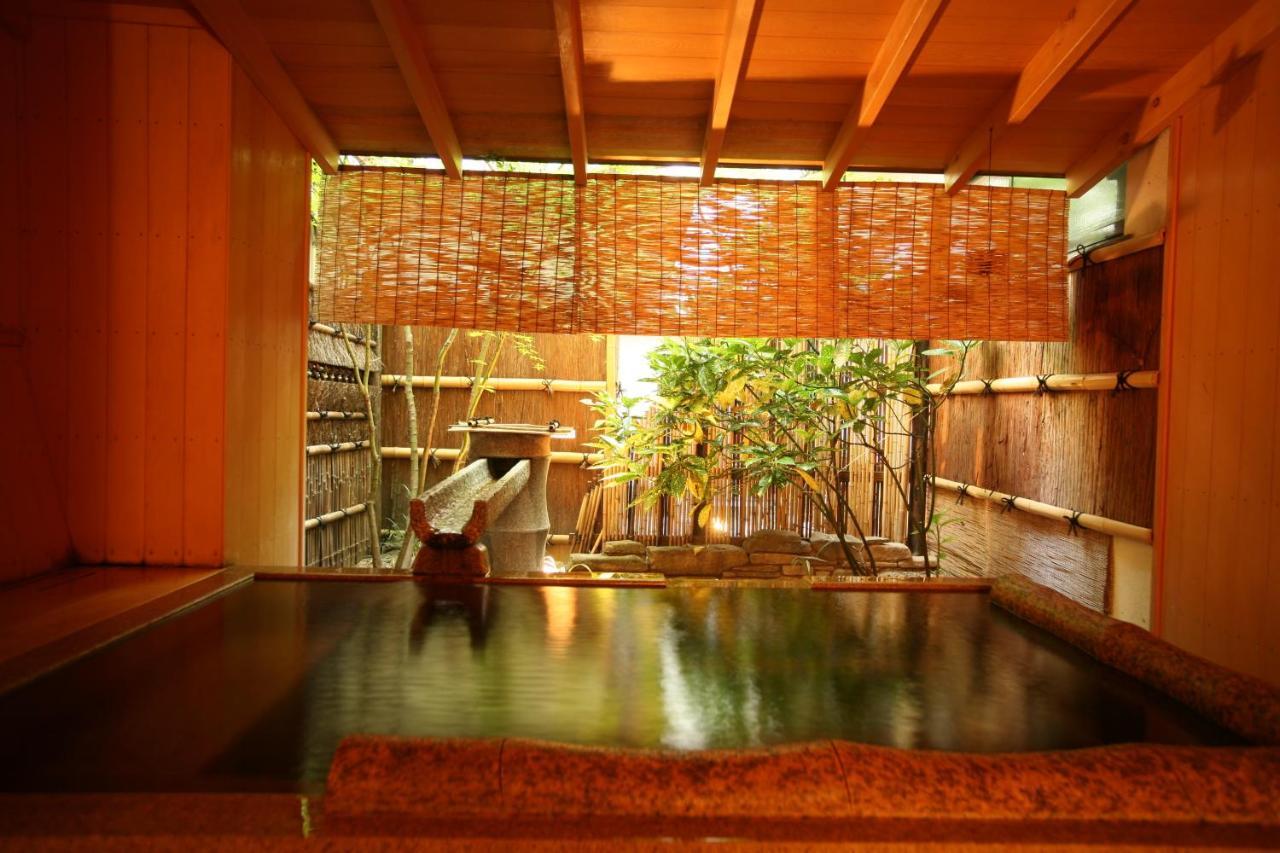 Kinosaki Onsen Kawaguchiya Honkan 4*