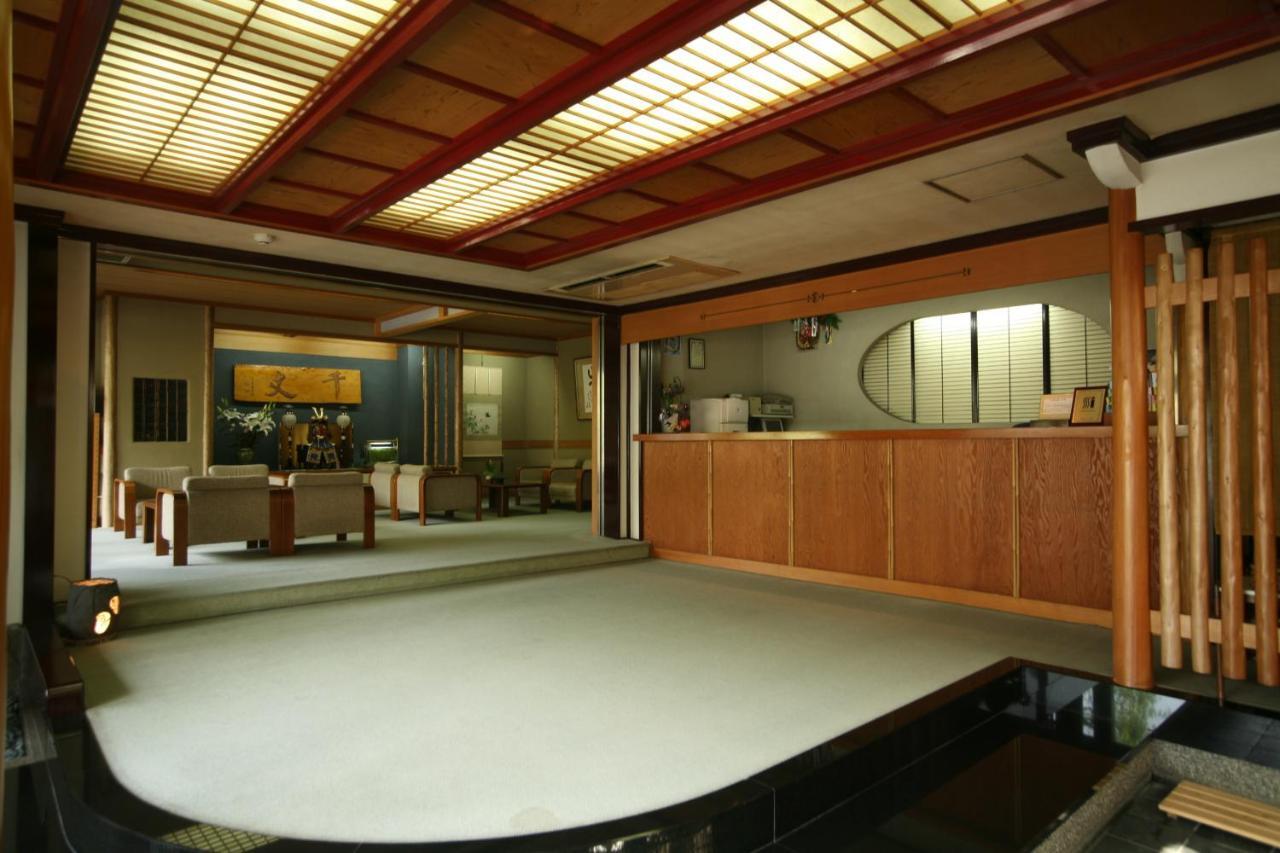 Kinosaki Onsen Kawaguchiya Honkan Ryokan 4*